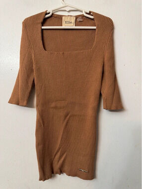 Elie Tahari Ribbed Knit Top Camel Size XS